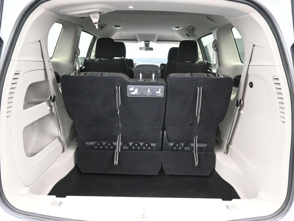 2020 Chrysler Voyager Vehicle Photo in Marion, IA 52302