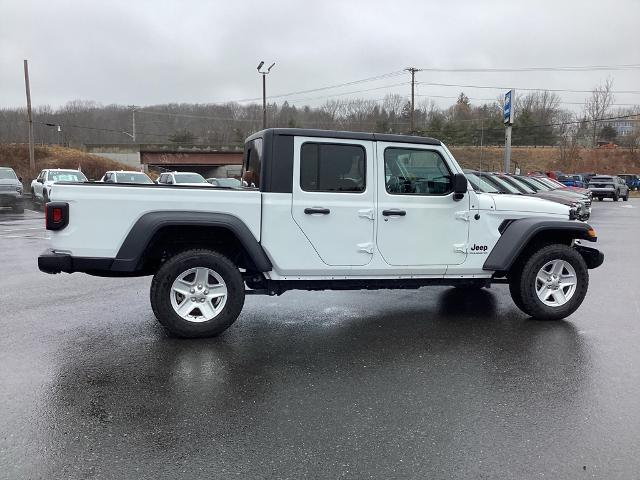 2023 Jeep Gladiator Vehicle Photo in Gardner, MA 01440