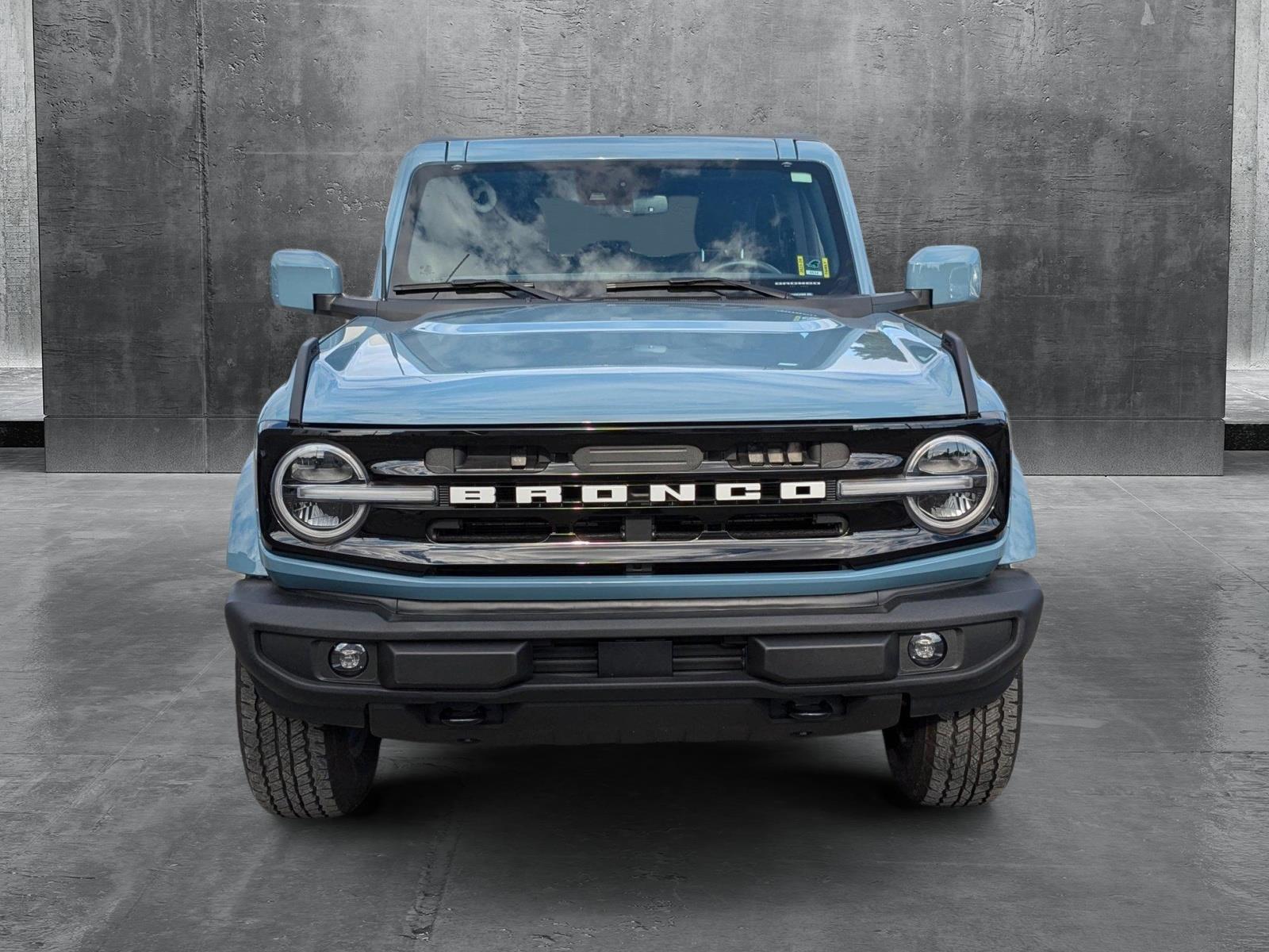 2023 Ford Bronco Vehicle Photo in Miami, FL 33015