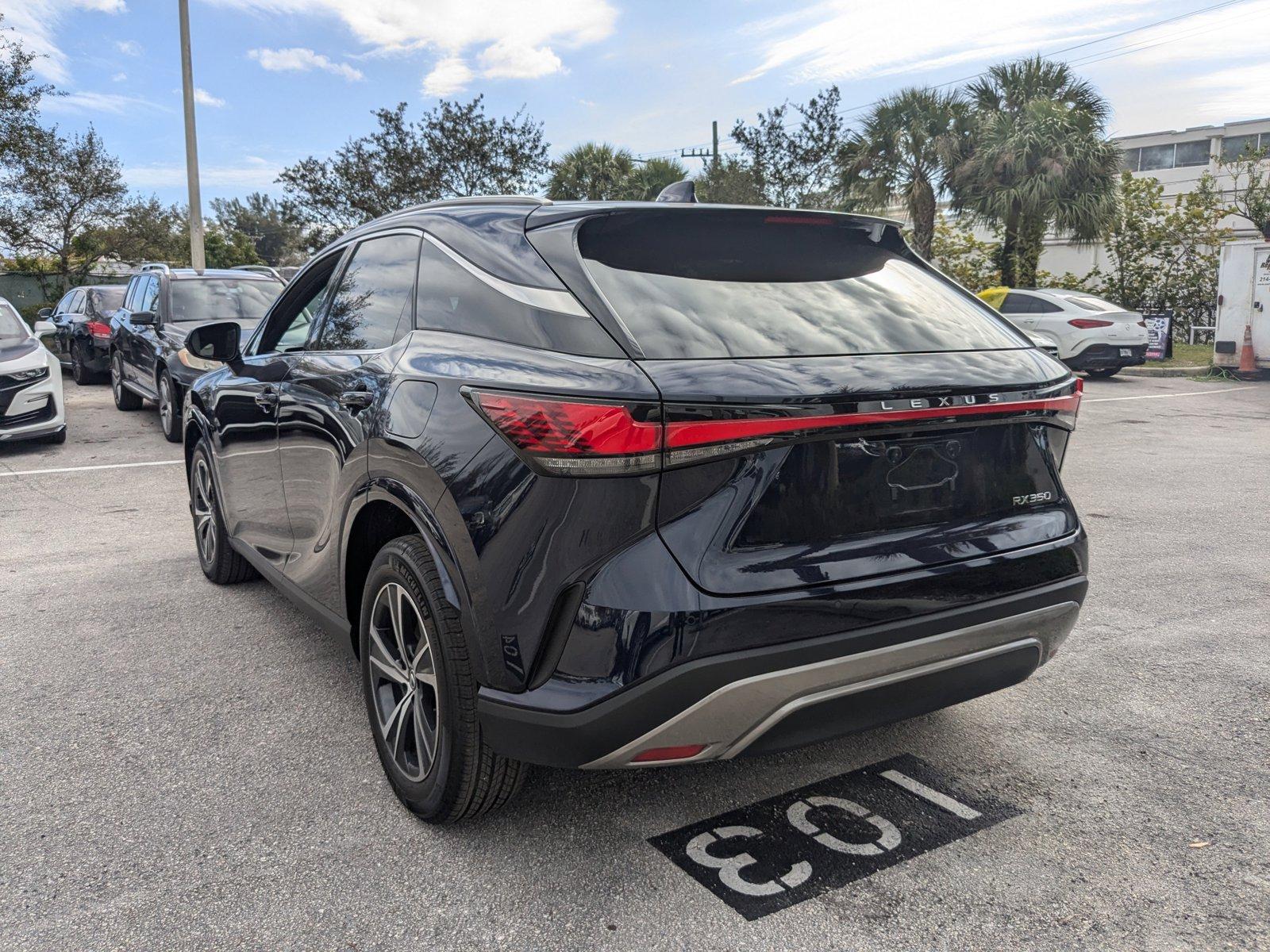 2024 Lexus RX 350 Vehicle Photo in Miami, FL 33169