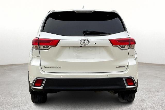 2019 Toyota Highlander Vehicle Photo in Grapevine, TX 76051