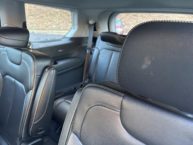 2023 Jeep Grand Cherokee L Vehicle Photo in MARION, NC 28752-6372