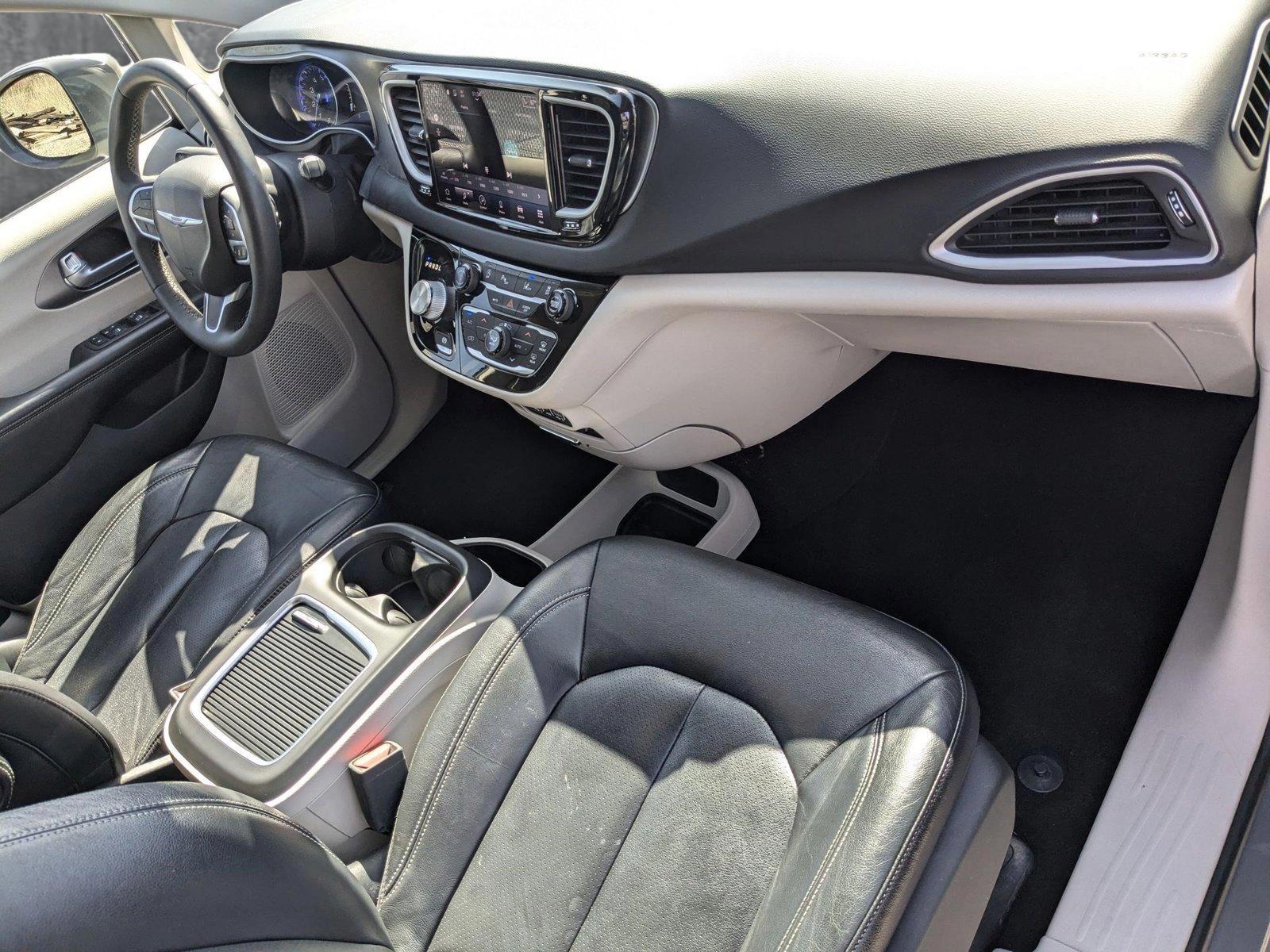 2022 Chrysler Pacifica Vehicle Photo in Spokane Valley, WA 99212