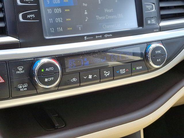 2016 Toyota Highlander Vehicle Photo in DANBURY, CT 06810-5034