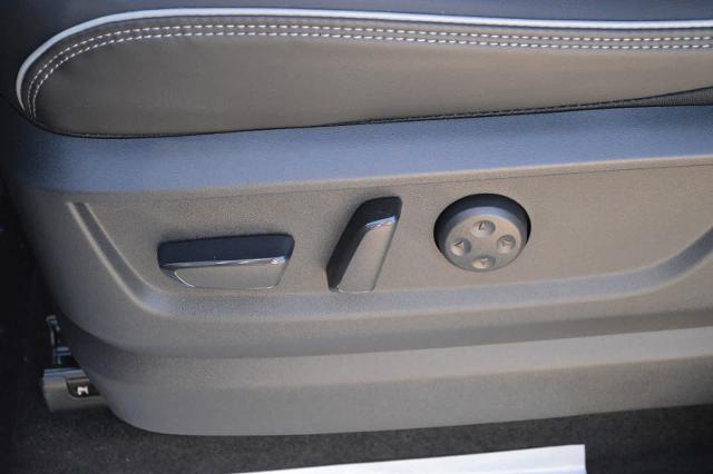 2025 INFINITI QX80 Vehicle Photo in Houston, TX 77090