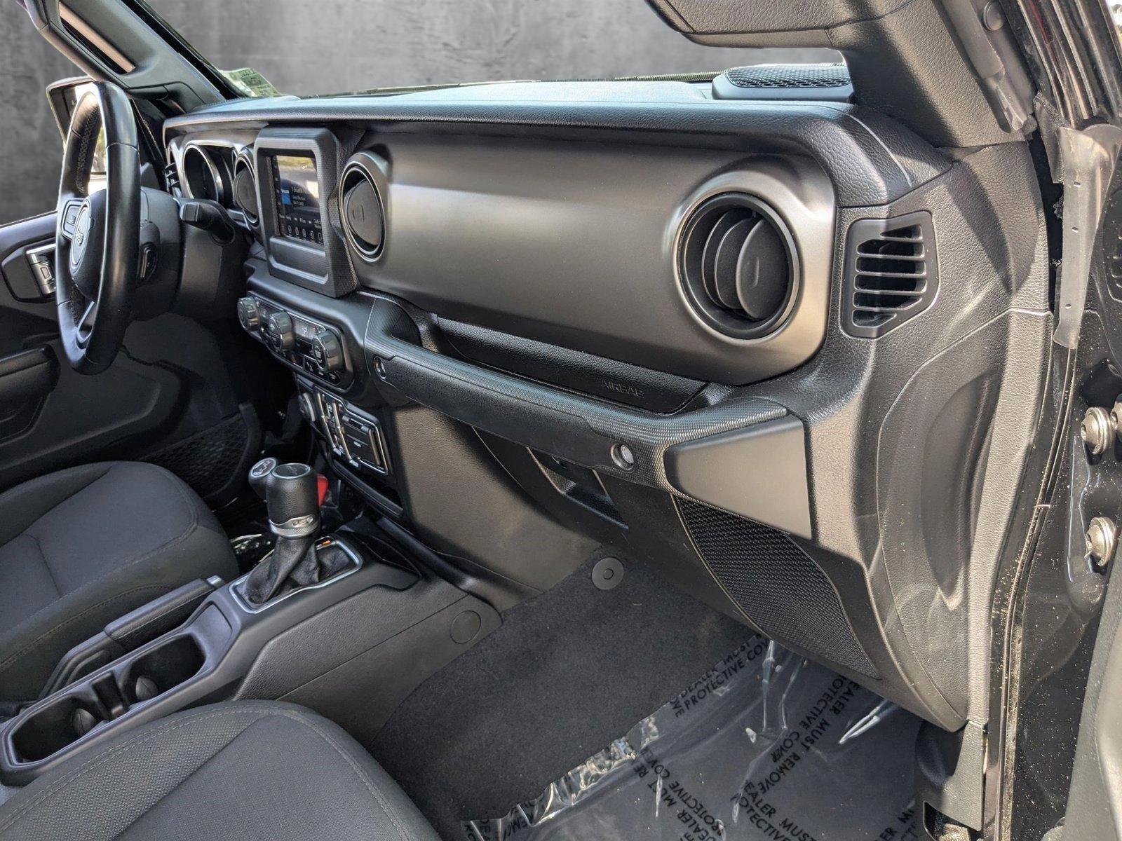 2021 Jeep Gladiator Vehicle Photo in Tampa, FL 33614