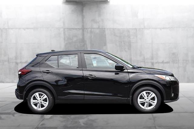 2025 Nissan Kicks Play Vehicle Photo in Ballwin, MO 63011