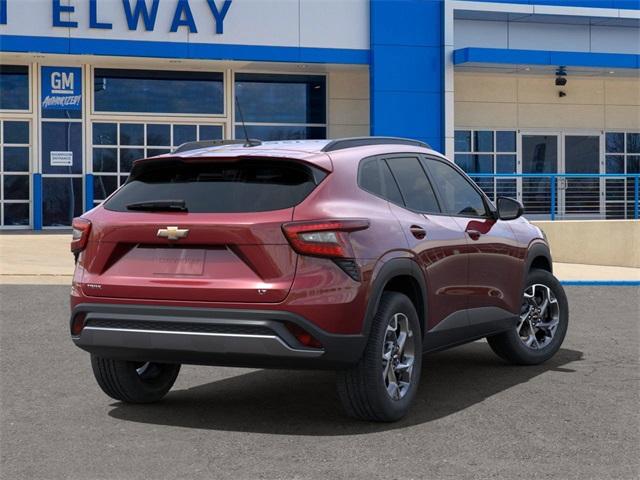 2025 Chevrolet Trax Vehicle Photo in ENGLEWOOD, CO 80113-6708