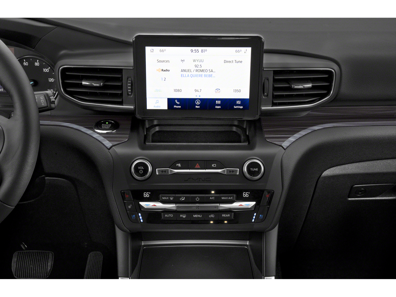 2024 Ford Explorer Vehicle Photo in San Antonio, TX 78230