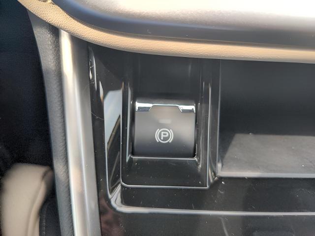 2025 Subaru Outback Vehicle Photo in Green Bay, WI 54304