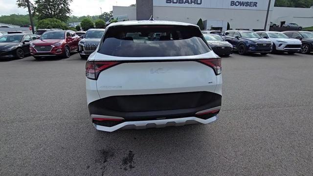 2023 Kia Sportage Vehicle Photo in Pleasant Hills, PA 15236