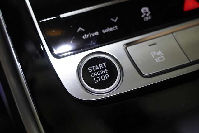 2022 Audi Q7 Vehicle Photo in GRAPEVINE, TX 76051