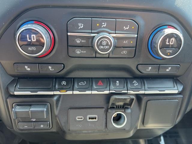 2021 Chevrolet Silverado 1500 Vehicle Photo in GREEN BAY, WI 54304-5303
