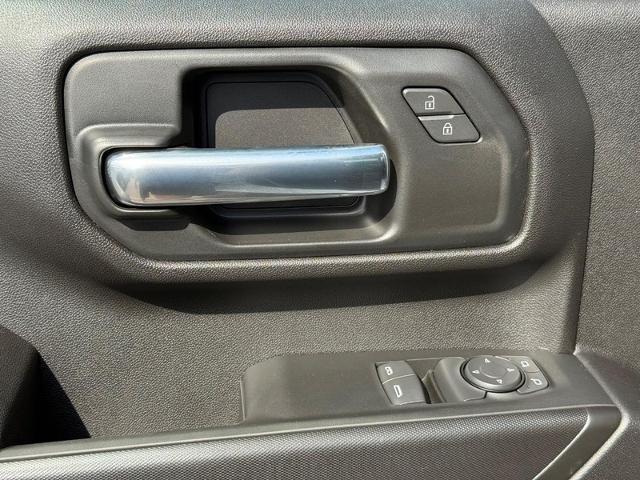 2025 GMC Sierra 2500 HD Vehicle Photo in COLUMBIA, MO 65203-3903