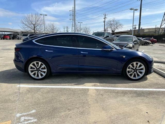 Select 2019 Tesla Model 3