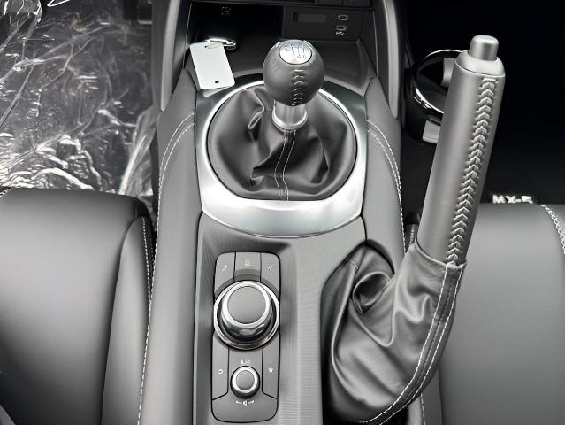 2025 Mazda MX-5 Miata RF Vehicle Photo in Green Bay, WI 54304