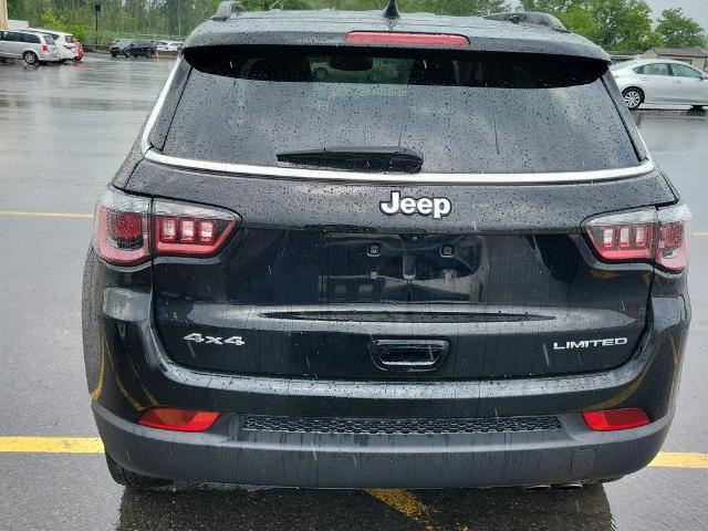 2022 Jeep Compass Vehicle Photo in Cedar Rapids, IA 52402
