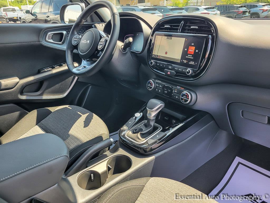 2024 Kia Soul Vehicle Photo in AURORA, IL 60503-9326