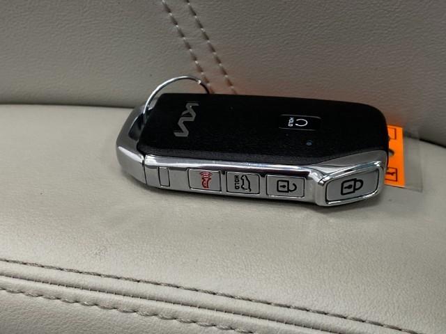 2024 Kia Sorento Hybrid Vehicle Photo in Appleton, WI 54913