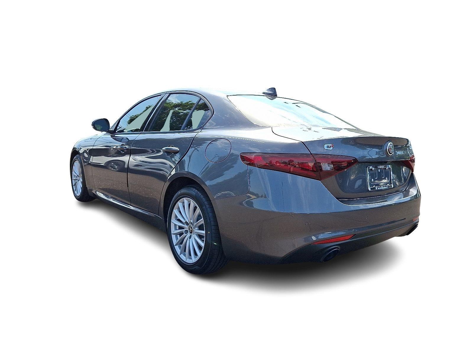 2022 Alfa Romeo Giulia Vehicle Photo in Willow Grove, PA 19090