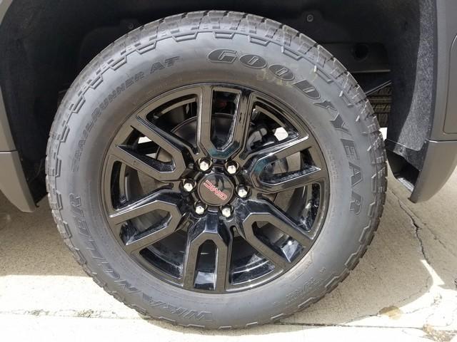 2026 GMC Sierra 1500 Vehicle Photo in ELYRIA, OH 44035-6349