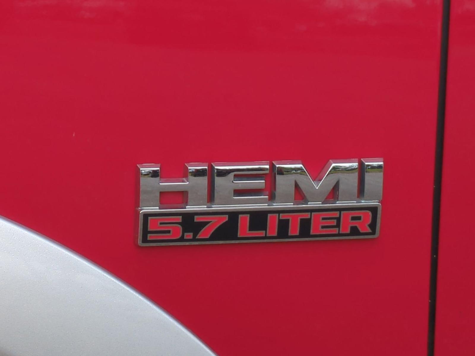 2017 Ram 1500 Vehicle Photo in BARTLETT, TN 38133-4101