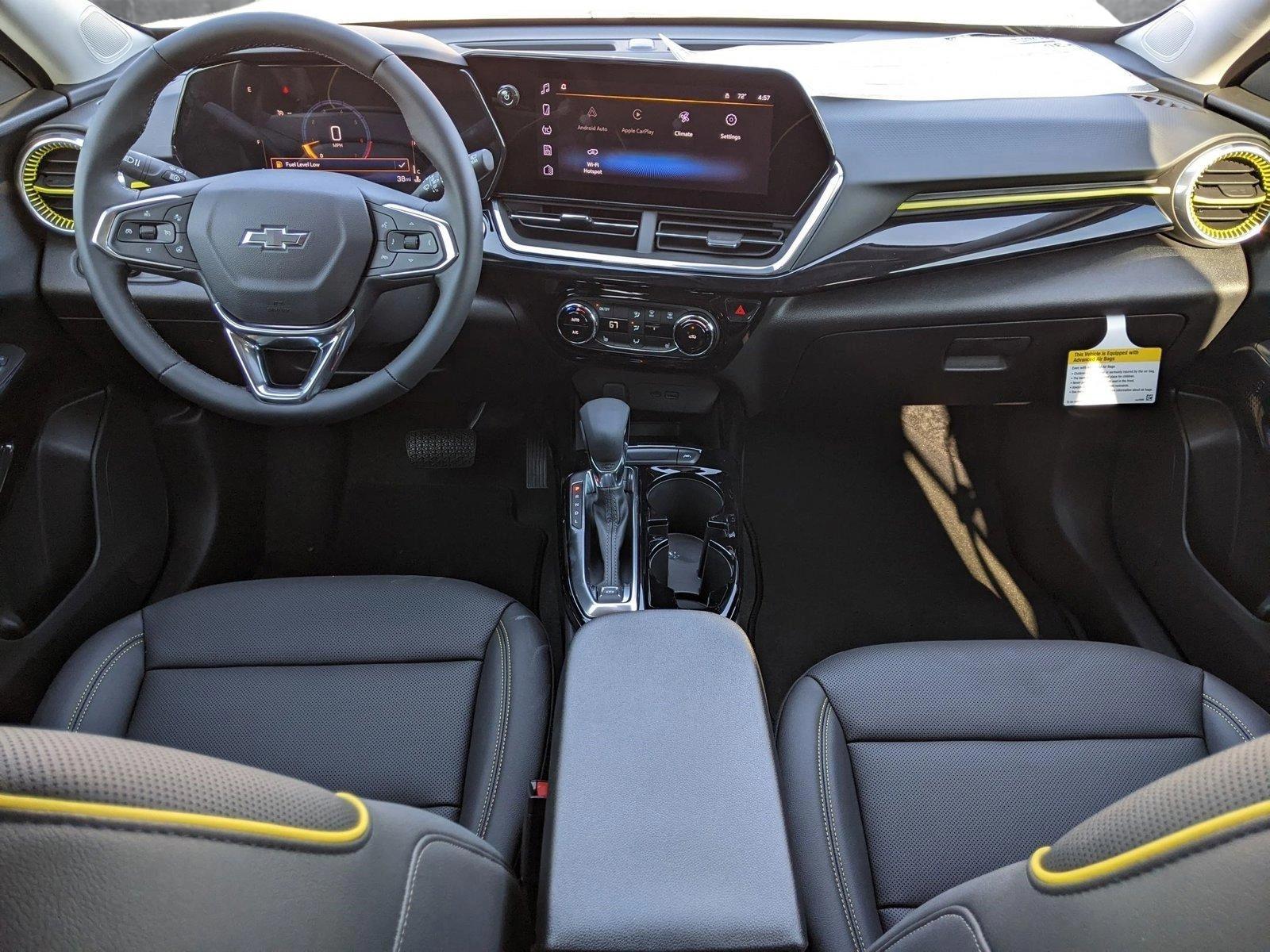 2025 Chevrolet Trax Vehicle Photo in TIMONIUM, MD 21093-2300