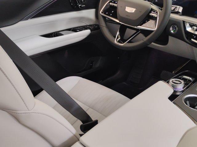 2025 Cadillac LYRIQ Vehicle Photo in PINEVILLE, NC 28134-8495