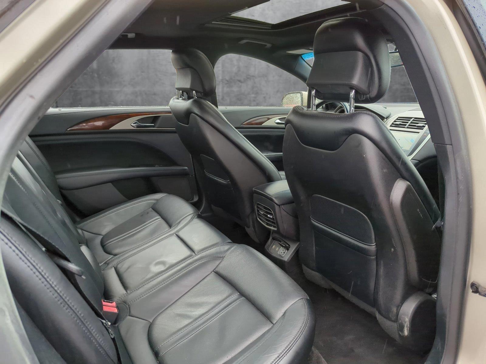 2017 Lincoln MKZ Vehicle Photo in MEMPHIS, TN 38115-1503