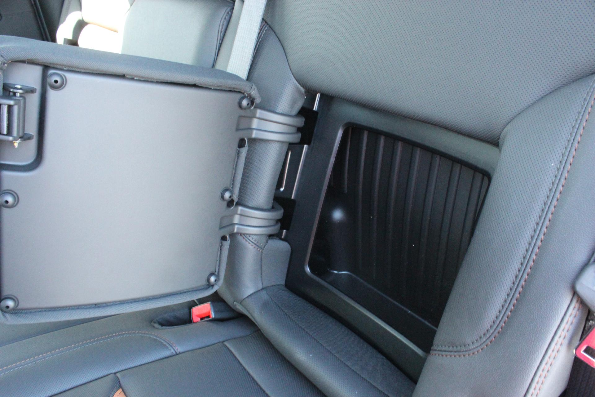 2025 GMC Sierra 2500 HD Vehicle Photo in AURORA, CO 80012-4011