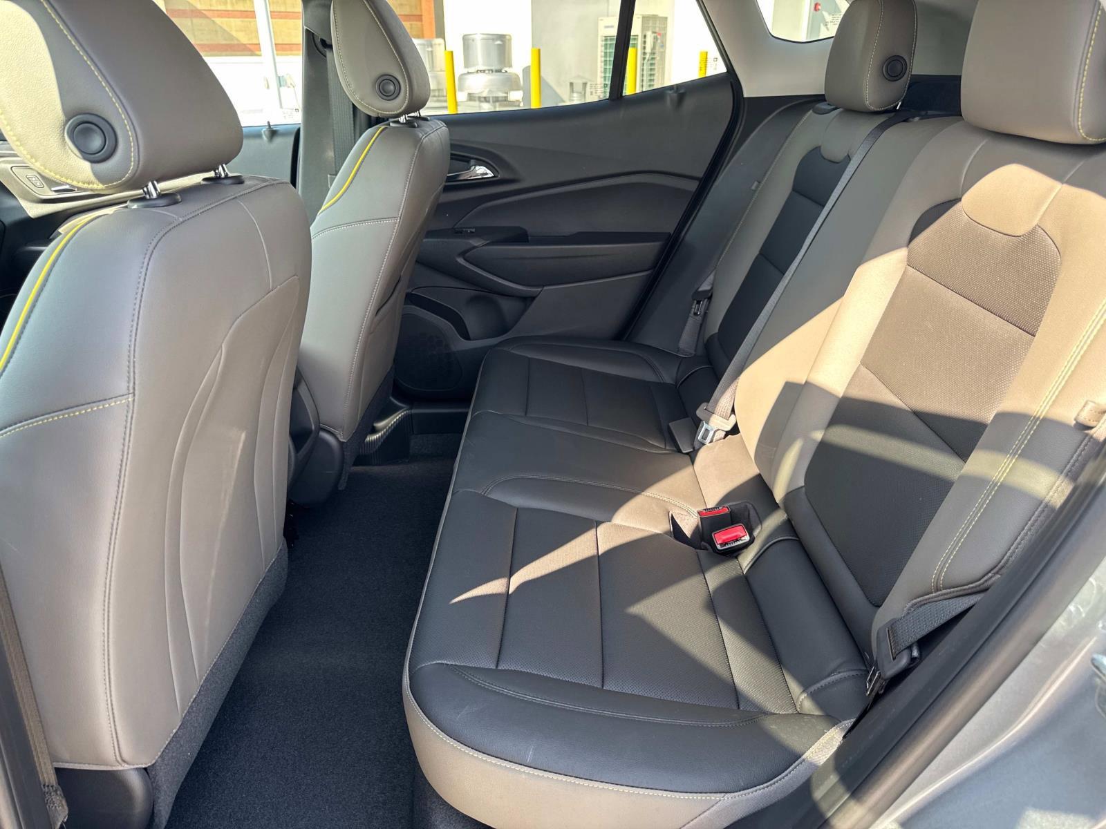 2025 Chevrolet Trax Vehicle Photo in LOS ANGELES, CA 90007-3794