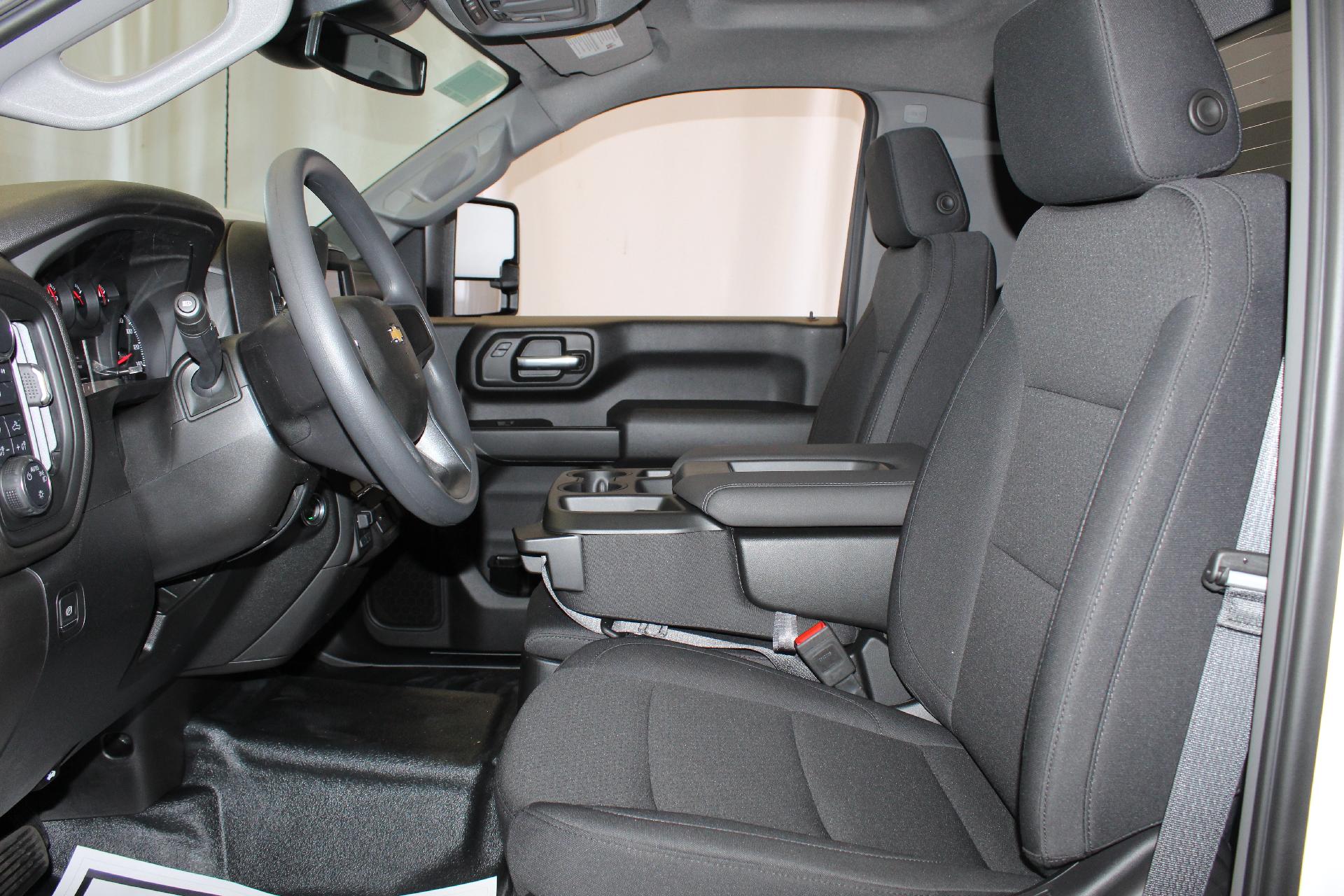 2025 Chevrolet Silverado 2500 HD Vehicle Photo in NORTHAMPTON, MA 01060-1120