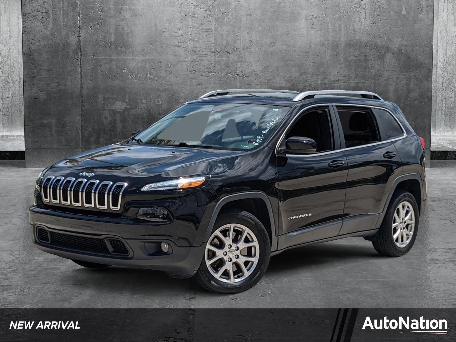 2017 Jeep Cherokee Vehicle Photo in Davie, FL 33331