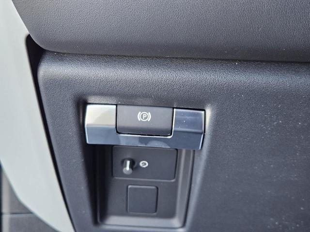 2025 Defender Vehicle Photo in AUSTIN, TX 78717