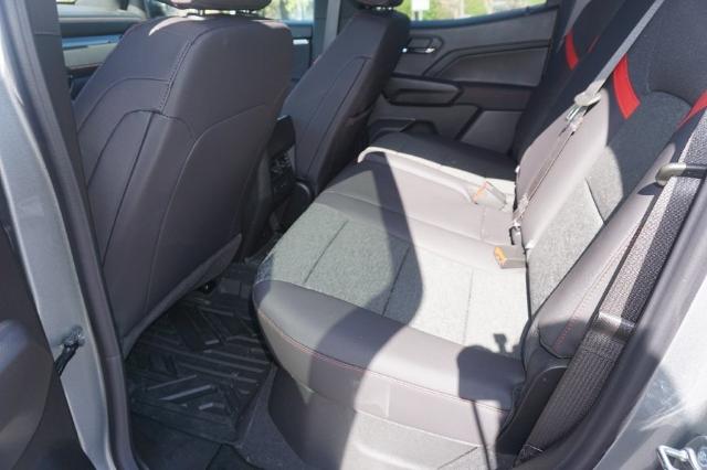 2025 Chevrolet Colorado Vehicle Photo in FAIRMONT, WV 26554-2318