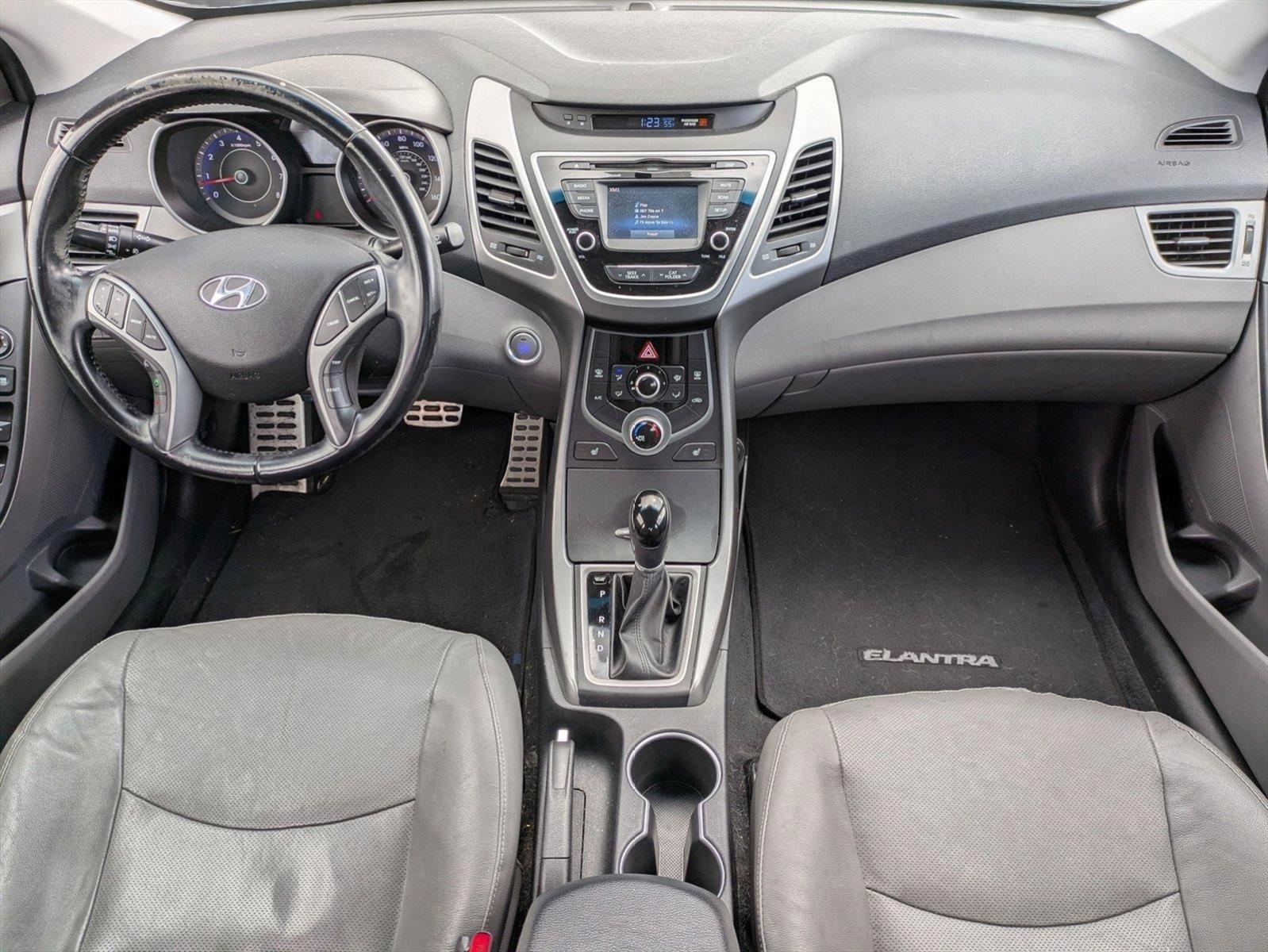 2014 Hyundai ELANTRA Vehicle Photo in Valencia, CA 91355-1794