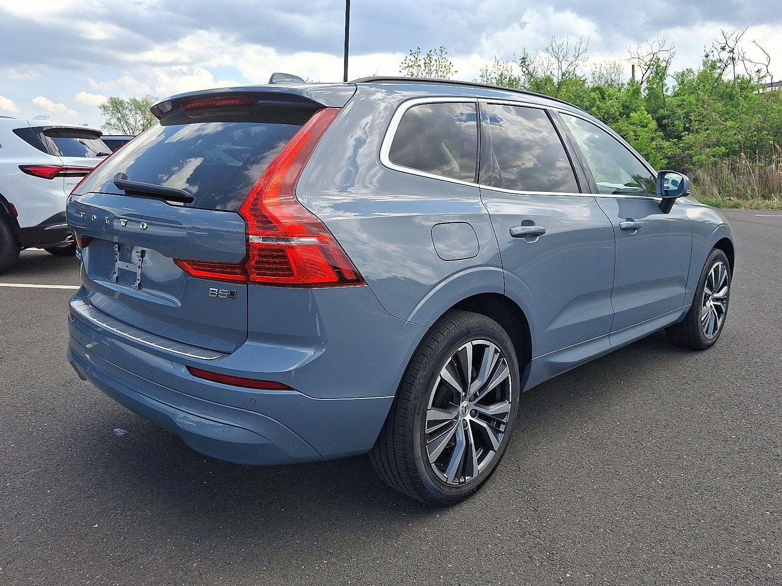 2022 Volvo XC60 Vehicle Photo in Trevose, PA 19053