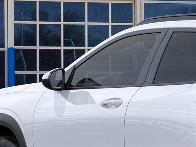 2025 Chevrolet Trax Vehicle Photo in ENGLEWOOD, CO 80113-6708