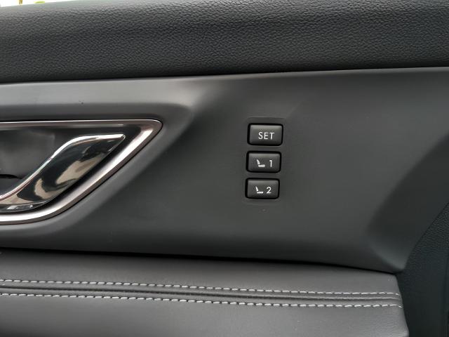 2025 Subaru Ascent Vehicle Photo in Green Bay, WI 54304