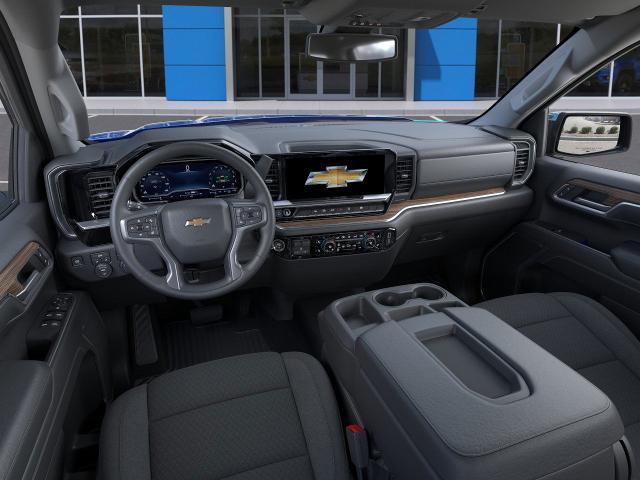 2025 Chevrolet Silverado 1500 Vehicle Photo in Roslyn, NY 11576