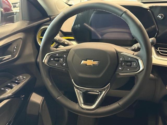2025 Chevrolet Trax Vehicle Photo in COLUMBIA, MO 65203-3903