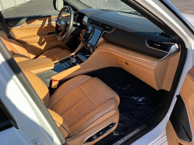 2021 Jeep Grand Cherokee L Vehicle Photo in GREEN BAY, WI 54304-5303