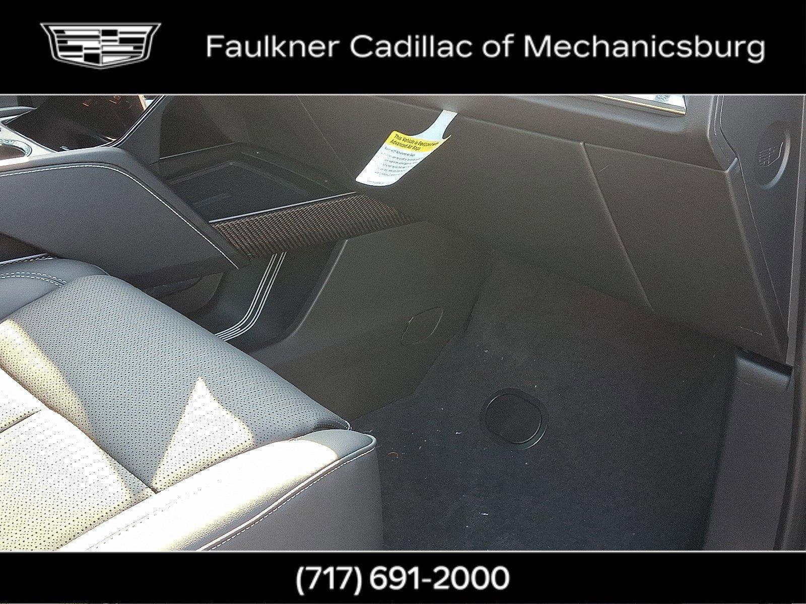2026 Cadillac VISTIQ Vehicle Photo in MECHANICSBURG, PA 17050-1707