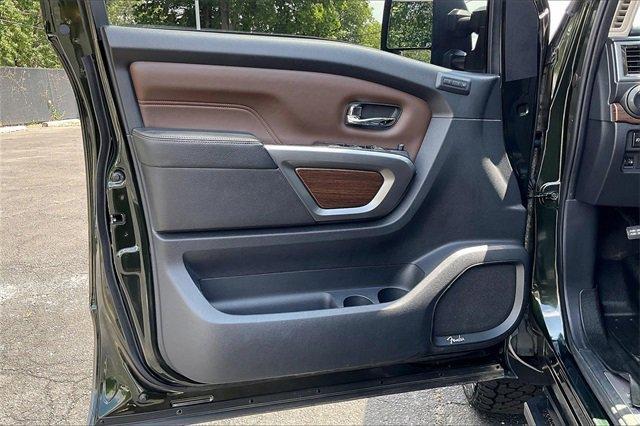 2019 Nissan Titan XD Vehicle Photo in INDEPENDENCE, MO 64055-1314