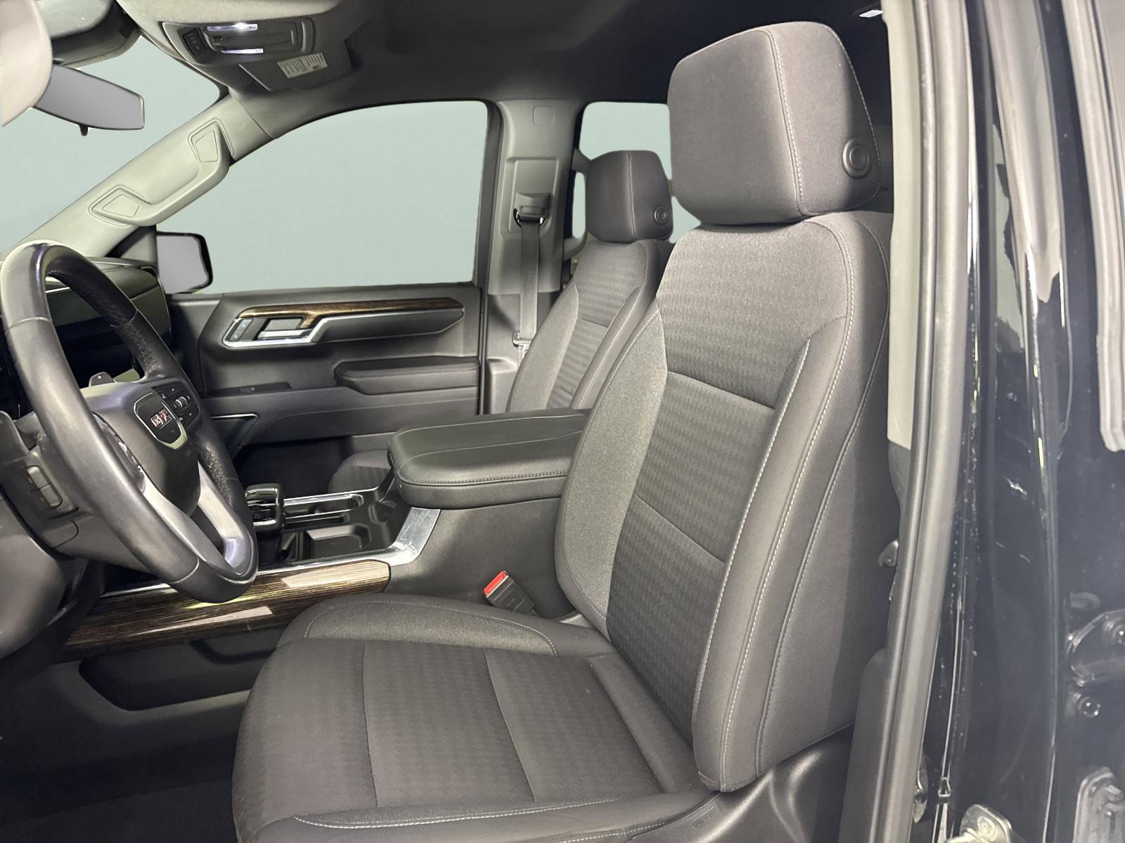2023 GMC Sierra 1500 Vehicle Photo in GEORGETOWN, TX 78626-7508