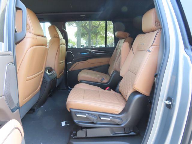 2024 Cadillac Escalade ESV Vehicle Photo in DELRAY BEACH, FL 33483-3294