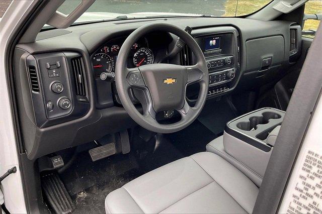 2024 Chevrolet Silverado 5500 HD Vehicle Photo in INDEPENDENCE, MO 64055-1314