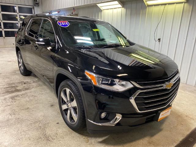 Used 2019 Chevrolet Traverse 3LT with VIN 1GNEVHKW3KJ311403 for sale in Minocqua, WI