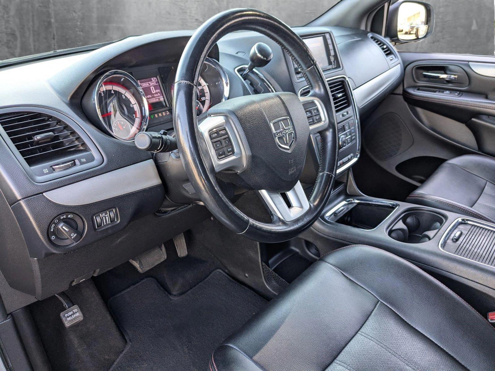 2019 Dodge Grand Caravan Vehicle Photo in VALENCIA, CA 91355-1705