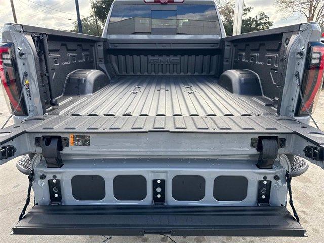 2025 GMC Sierra 2500 HD Vehicle Photo in BATON ROUGE, LA 70806-4466